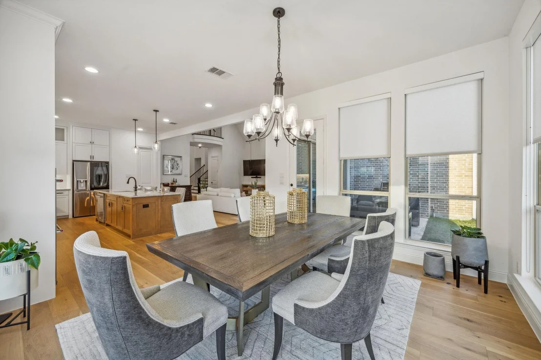 Photo of 8365 Western
