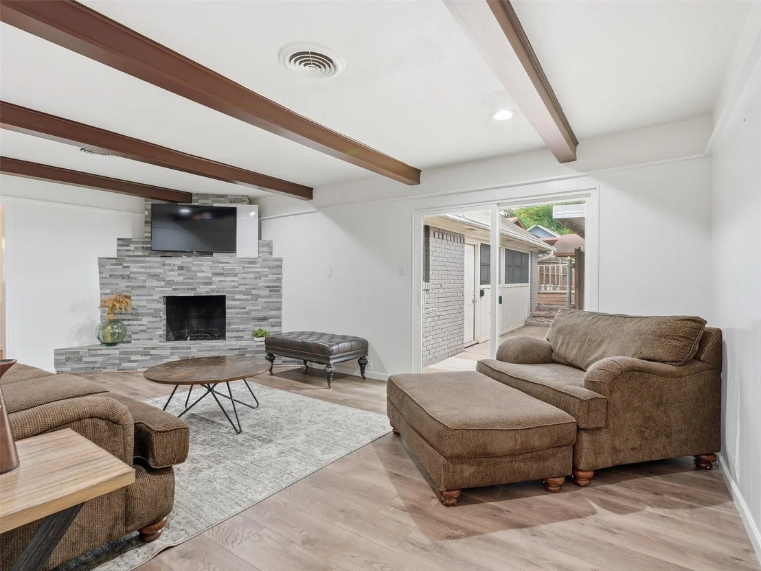Photo of 2121 Canton Drive