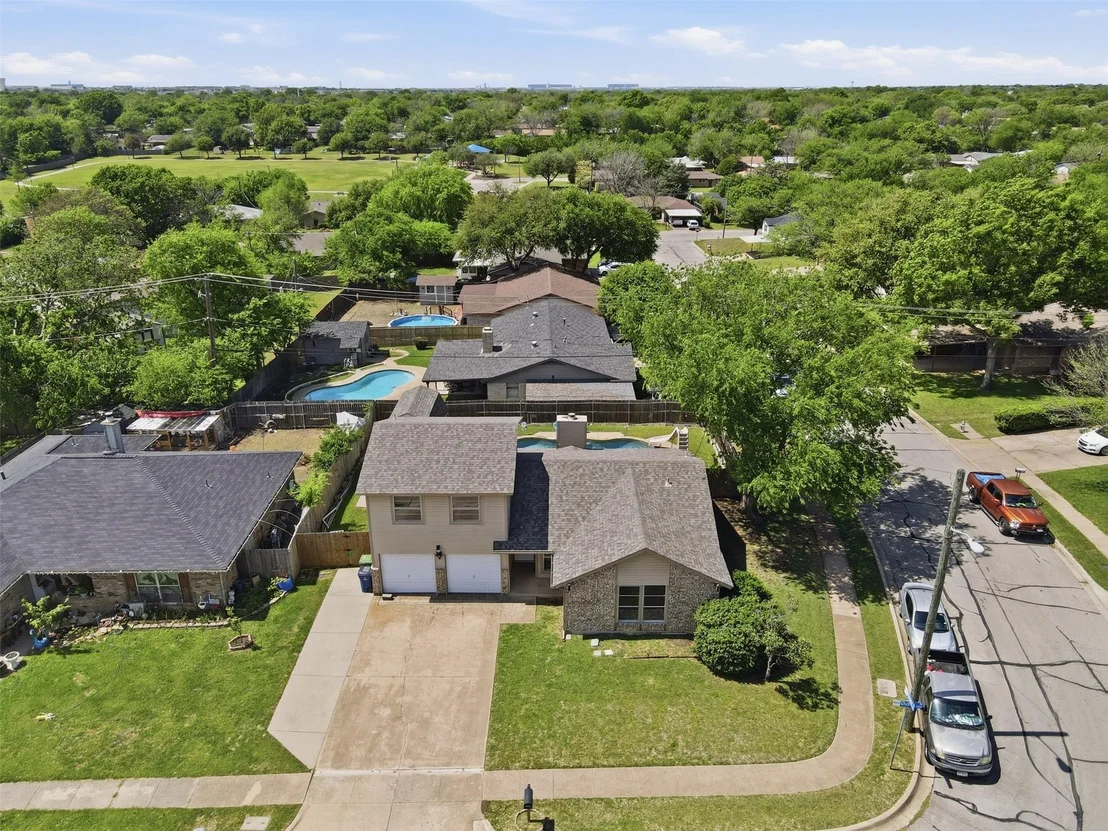 Photo of 6021 Dusty Road