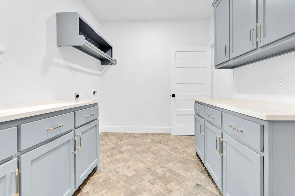 Photo of 221 Brookside Drive