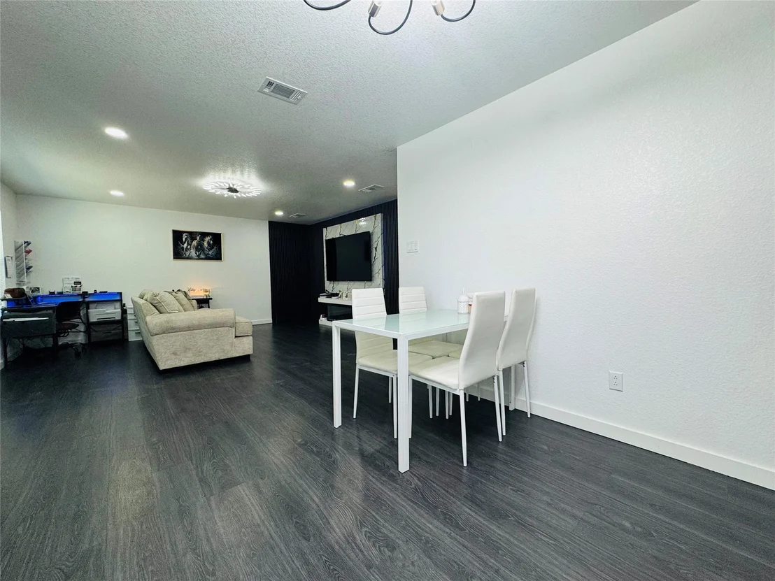 Photo of 3830 Colina Lane
