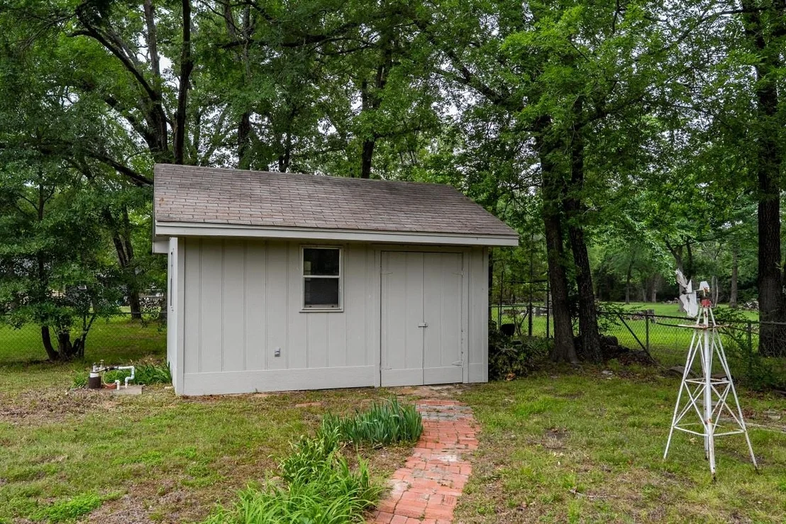 Photo of 1 Oakridge Circle