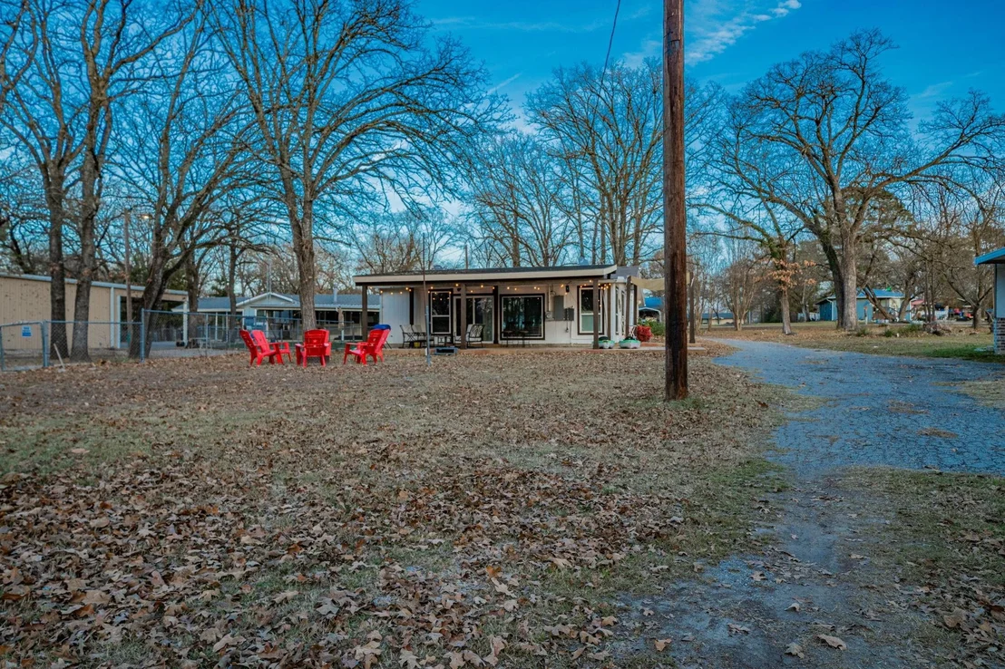 Photo of 674 Briggs Boulevard