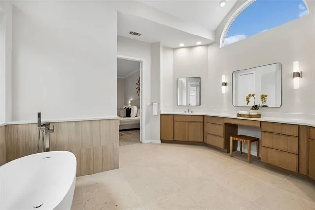 Photo of 12136 Madeleine Circle