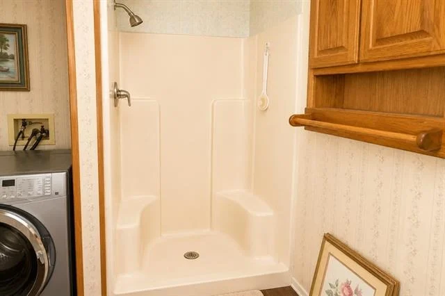 Photo of 124 W Cedar Lane