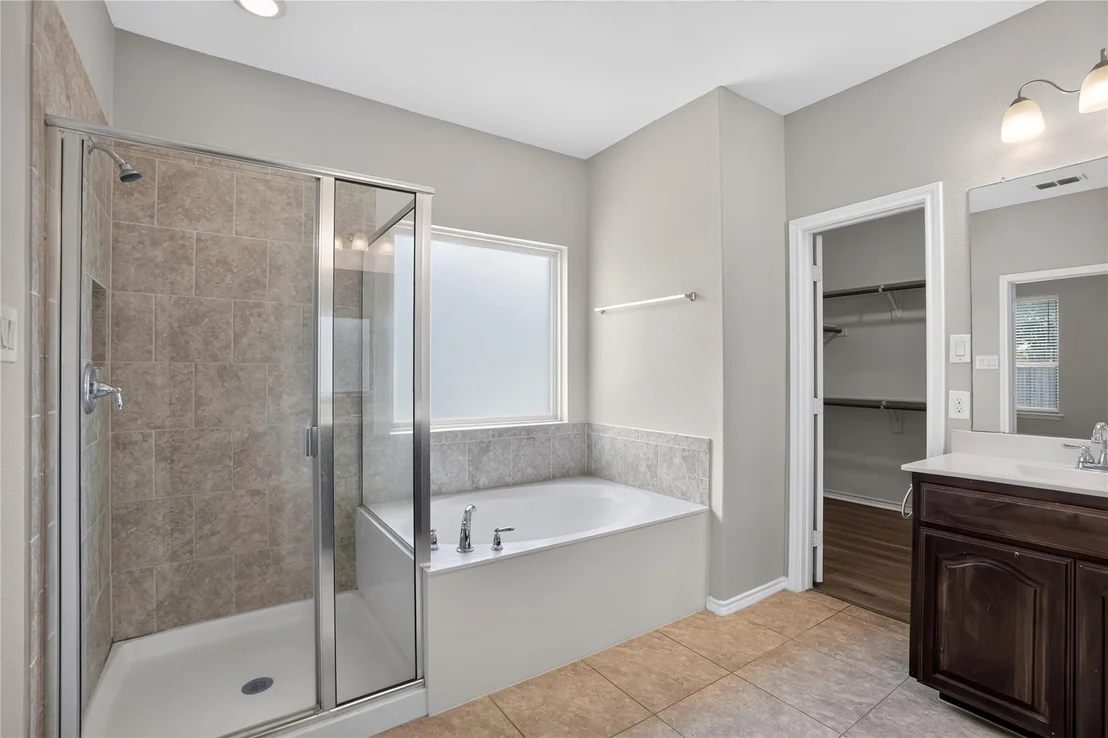Photo of 2 Mapleridge Drive