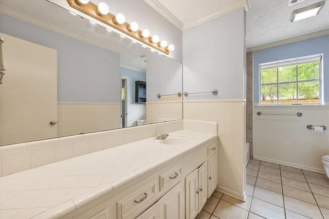 Photo of 628 Madison Drive