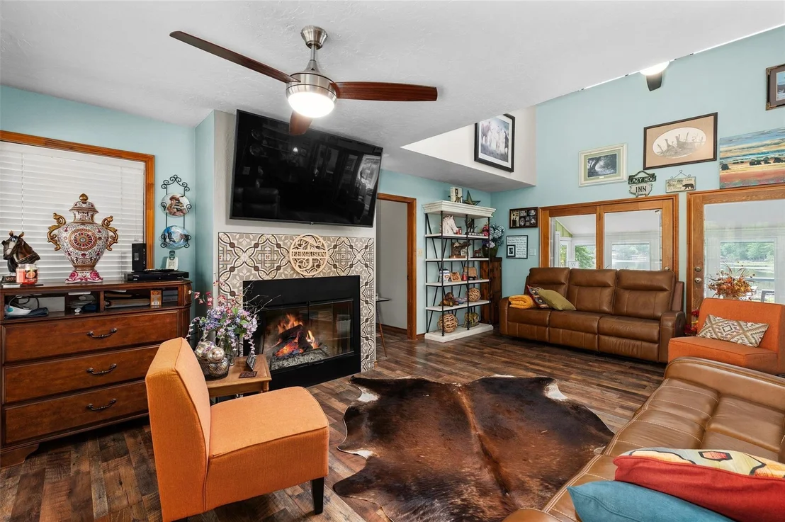 Photo of 1069 County Road 1596
