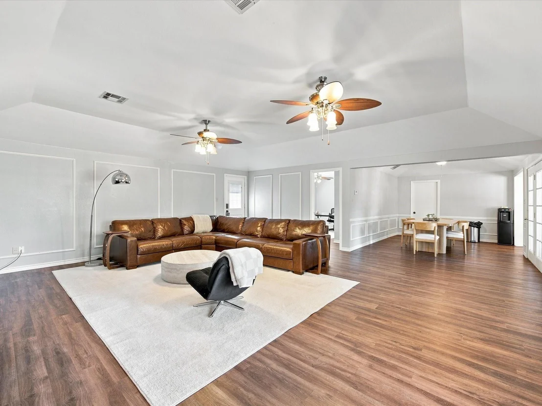 Photo of 840 Lynn Ann Drive