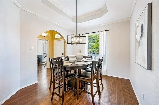 Photo of 5104 Independence Avenue