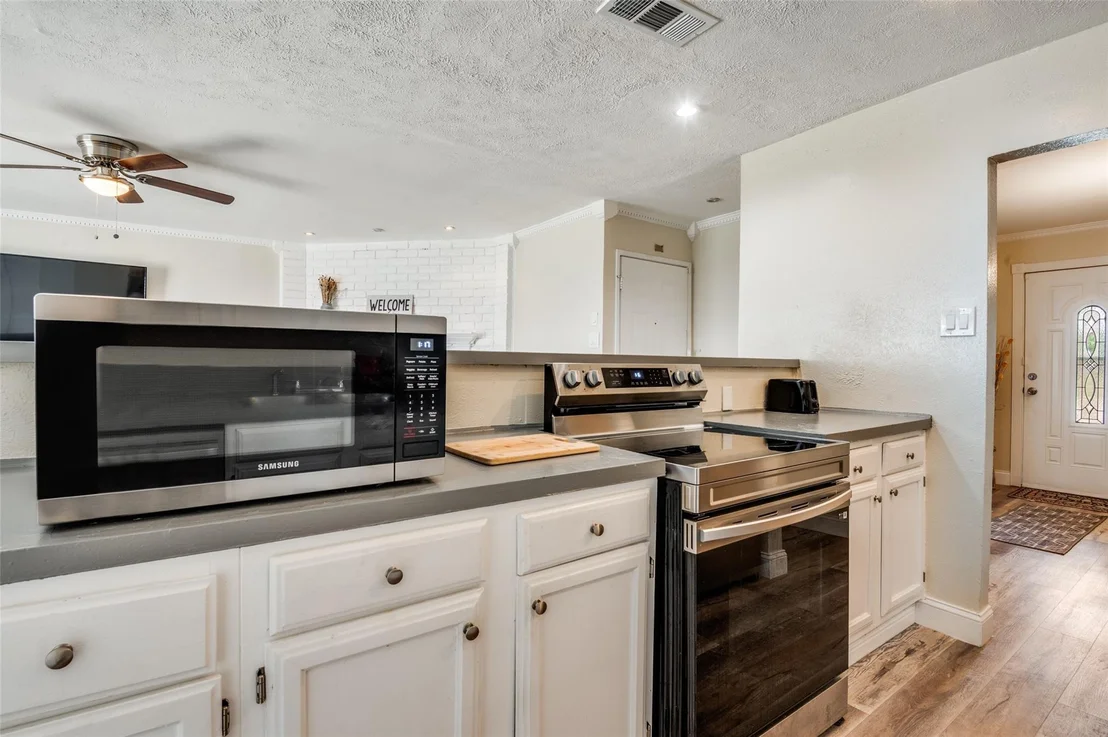 Photo of 10222 Red Maple Drive