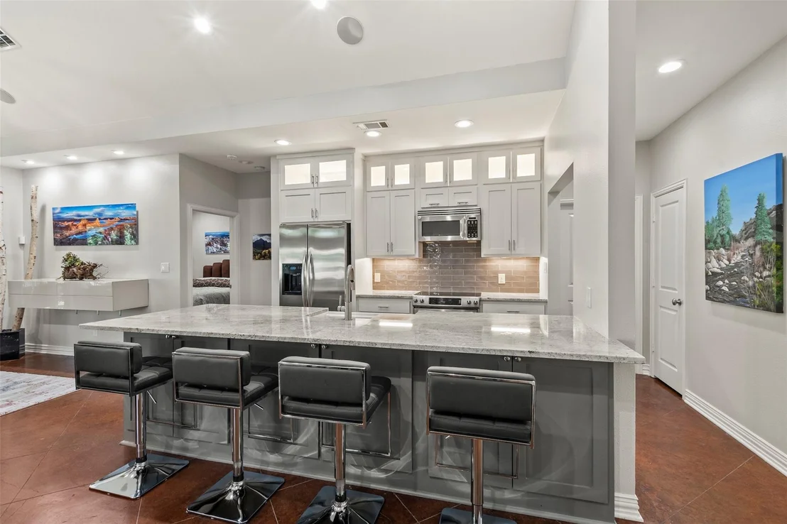 Photo of 124 Robin Hood Way