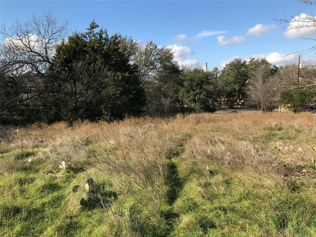 Photo of 1414 Lakeside Trail