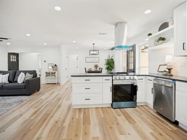 Photo of 502 Martin Lane