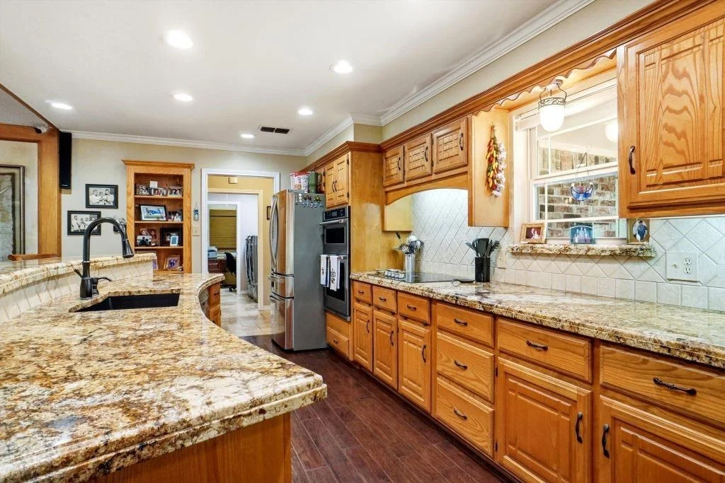 Photo of 665 Private Road 5881