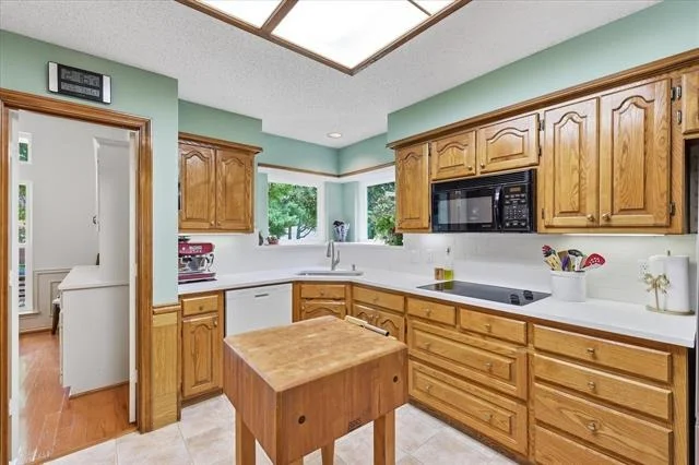 Photo of 732 Meadowlark Lane