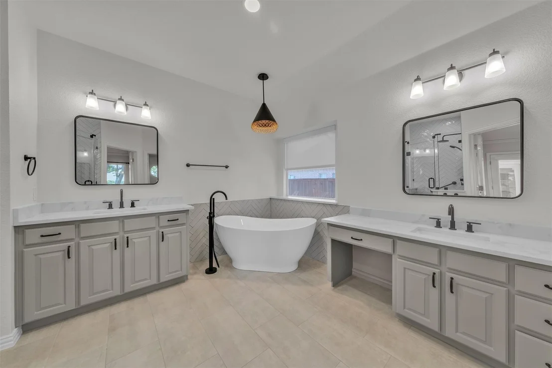 Photo of 130 Bluff View