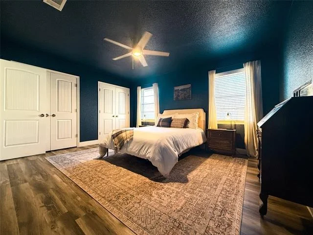 Photo of 1033 Royal Lane