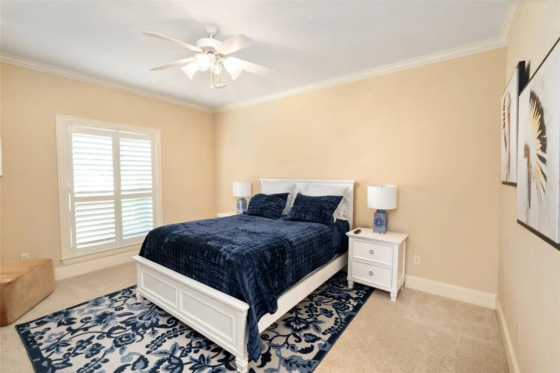 Photo of 229 Lakeside Drive