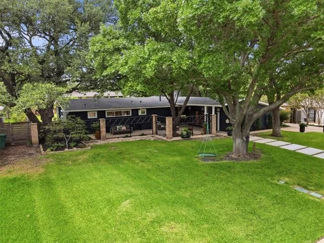 Photo of 6475 Fortune Road