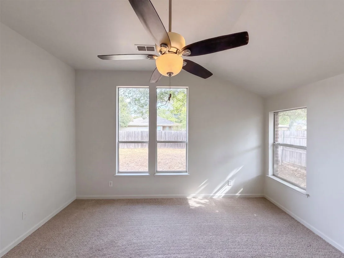 Photo of 825 Dixon Lane