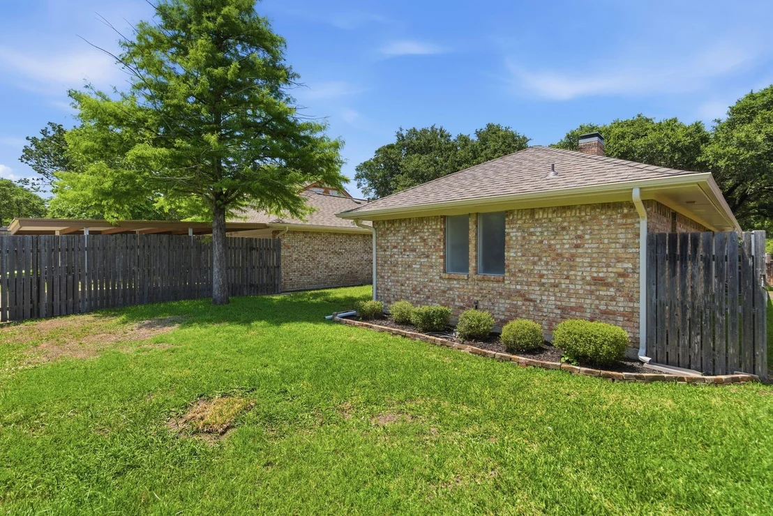 Photo of 3104 Pinehurst Drive