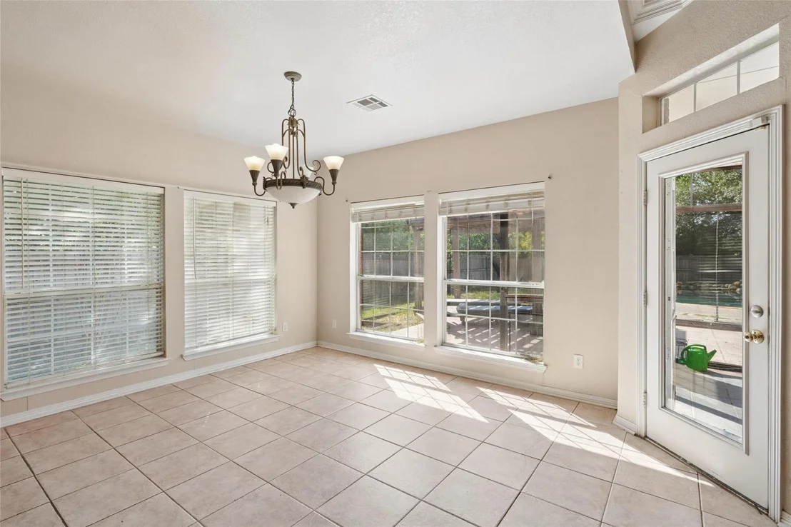Photo of 43192 Fringewood Drive