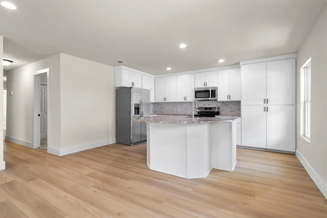 Photo of 112 Inman Street