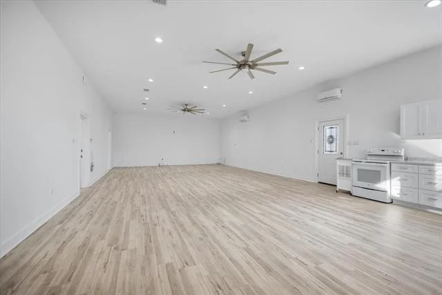 Photo of 6990 Pin Oak Road