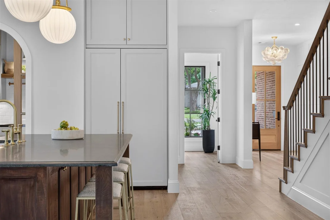 Photo of 6817 Blessing Drive