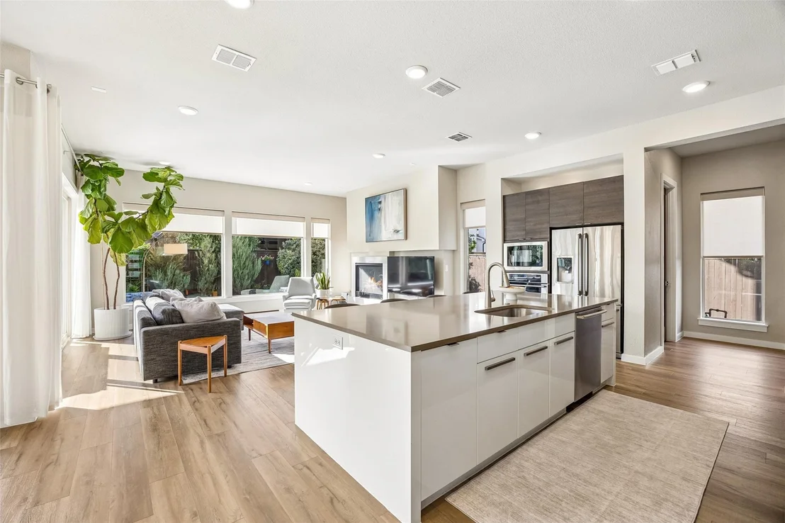 Photo of 4039 Heatherton Drive