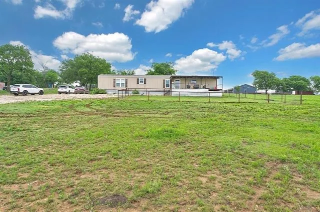 Photo of 1200 Blue Cut Road N