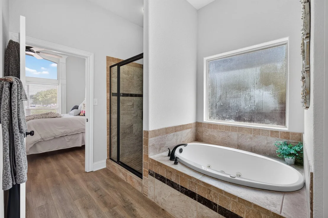 Photo of 3409 White Oaks Drive
