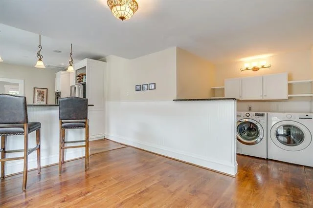 Photo of 2012 Fairmount Avenue