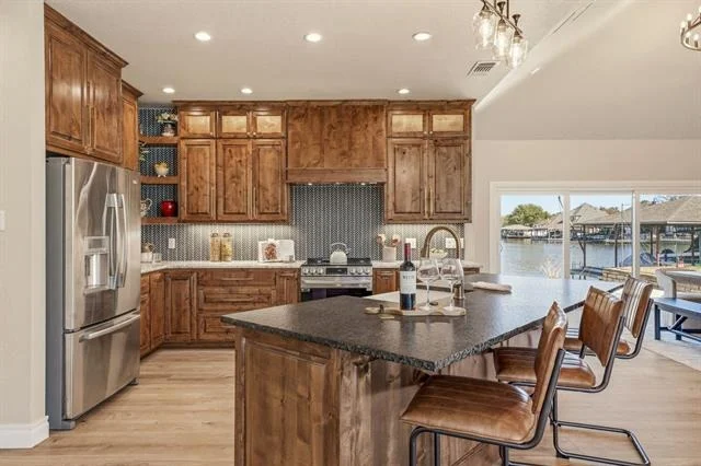 Photo of 2309 River Road