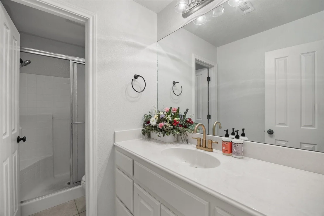 Photo of 4865 Compass Way
