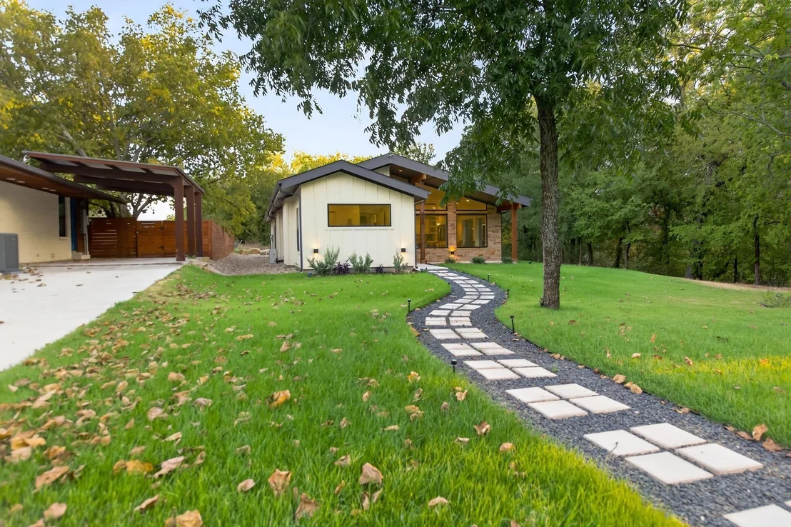 Photo of 802 Stevens Street