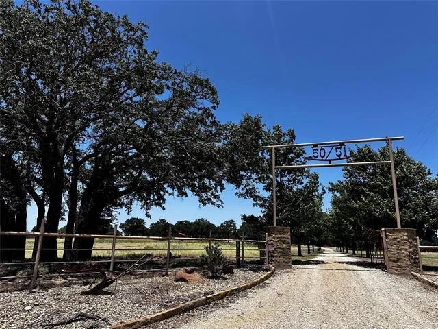 Photo of 7846 County Road 452