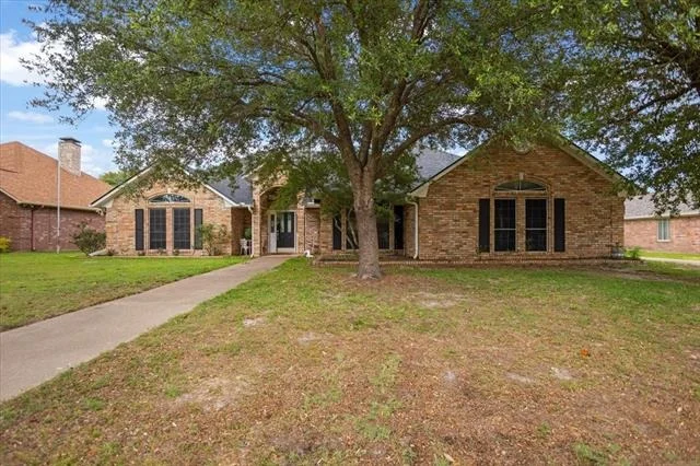 Photo of 113 Saint Andrews Circle