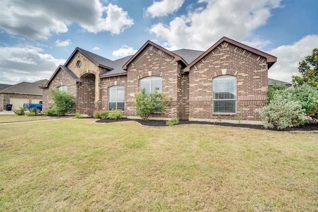 Photo of 100 Windsor Circle