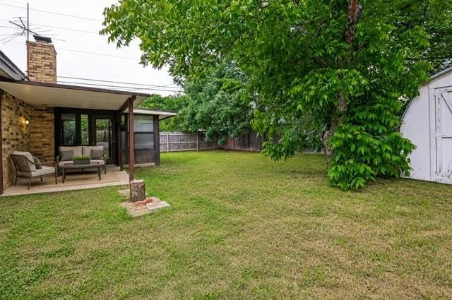 Photo of 2605 Hollywood Drive