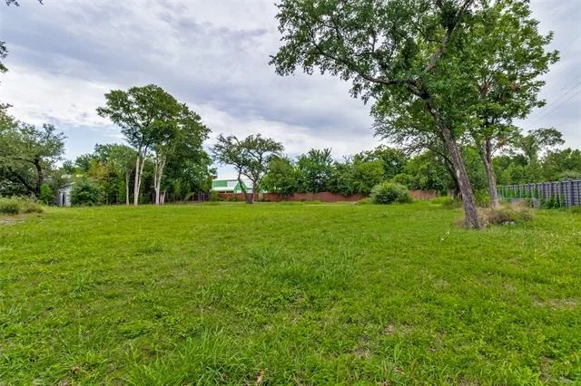 Photo of 5006 Pebblebrook Drive