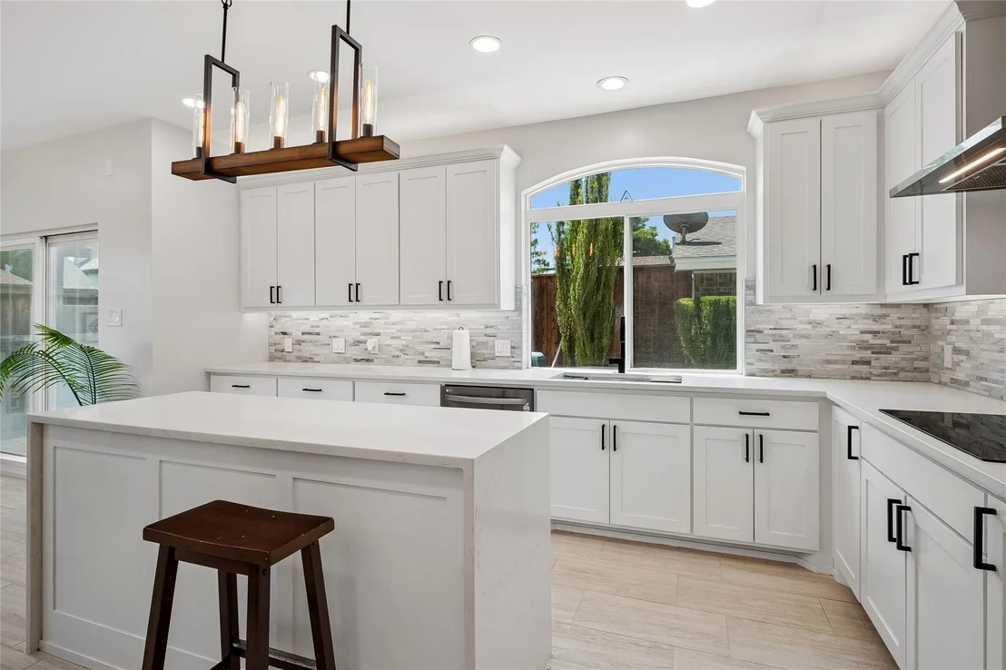 Photo of 408 Silverton Drive
