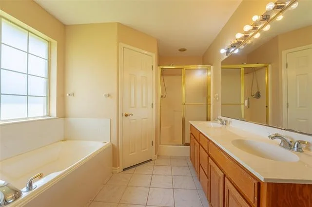 Photo of 604 N Cherry Street
