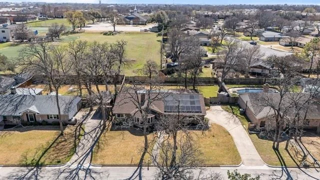 Photo of 203 Oak Forest Trail