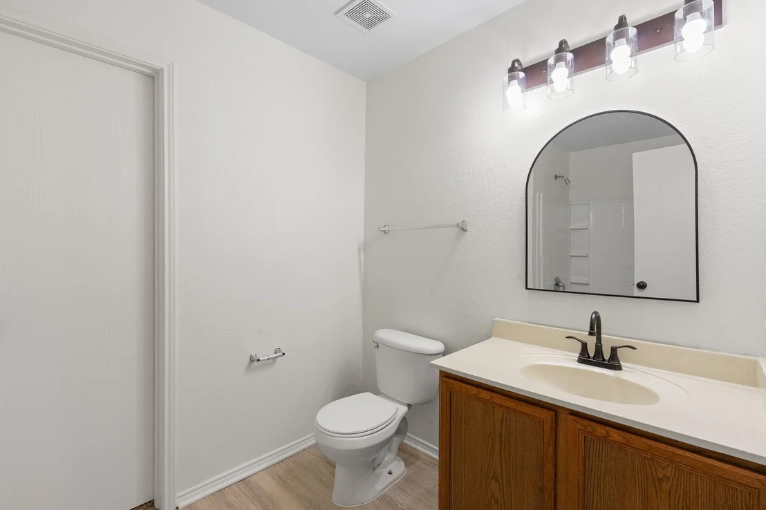 Photo of 1128 Boxwood Drive