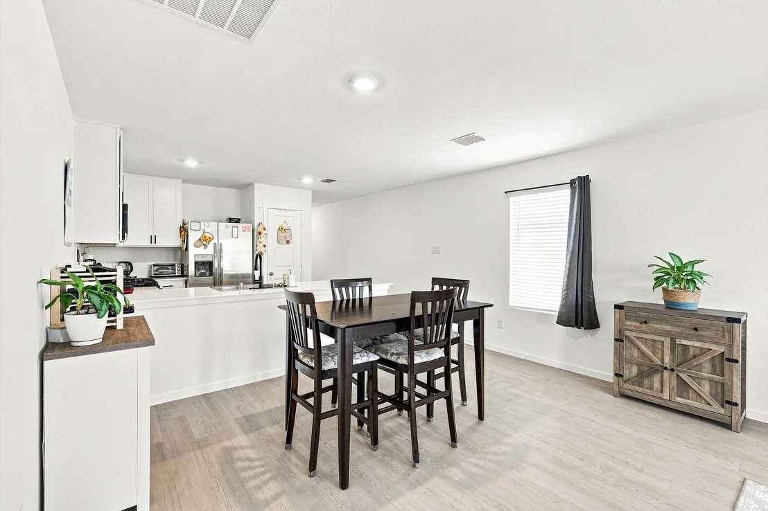 Photo of 1012 Calley Pear Trail