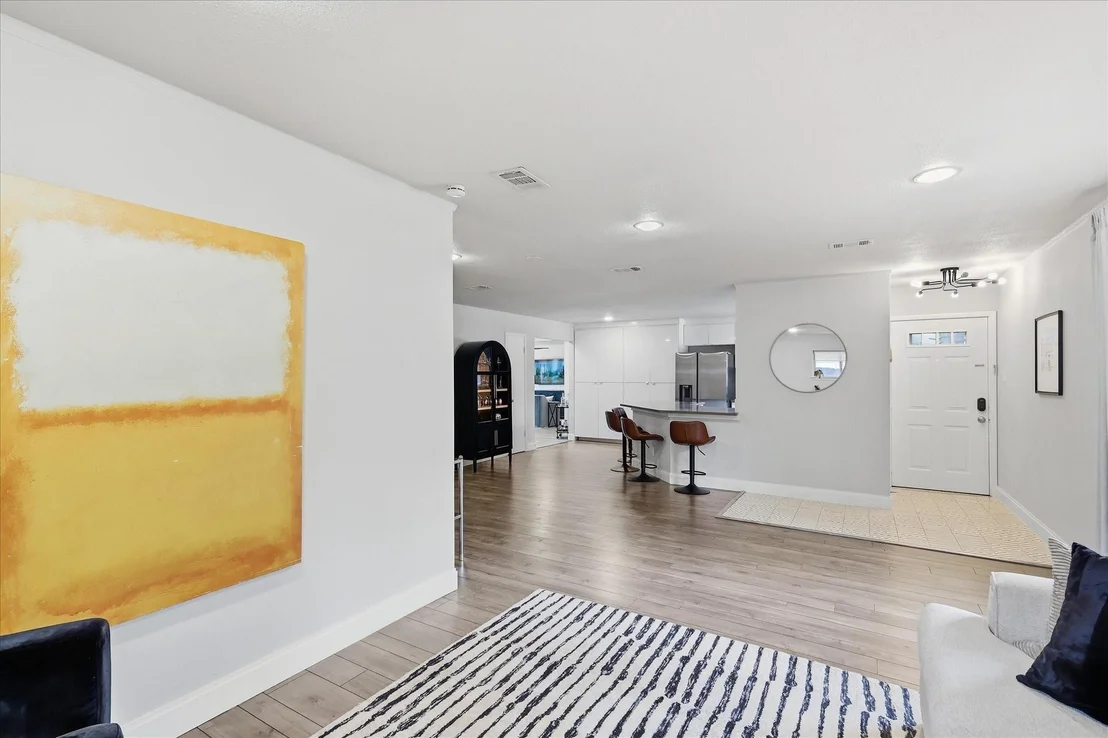 Photo of 306 W Northgate Drive