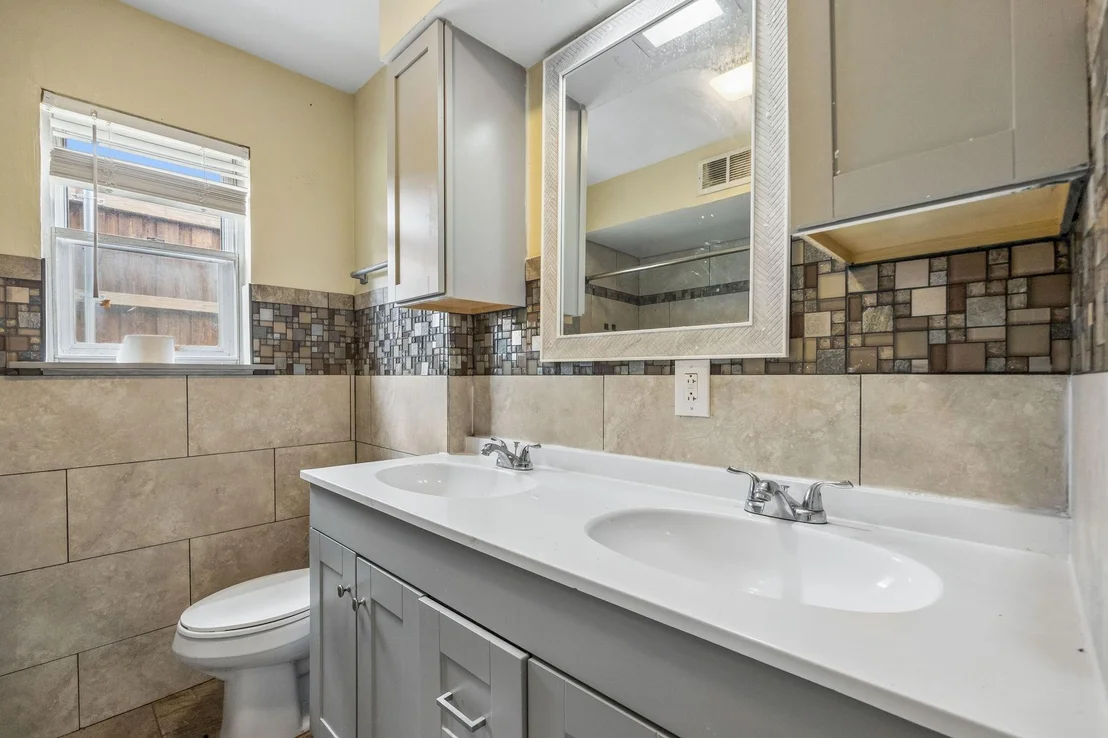 Photo of 3534 Royal Lane