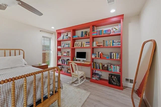 Photo of 2109 Parkhaven Drive